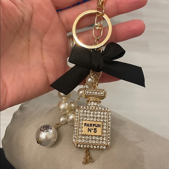 Purse/key chain - Picture 2 of 2